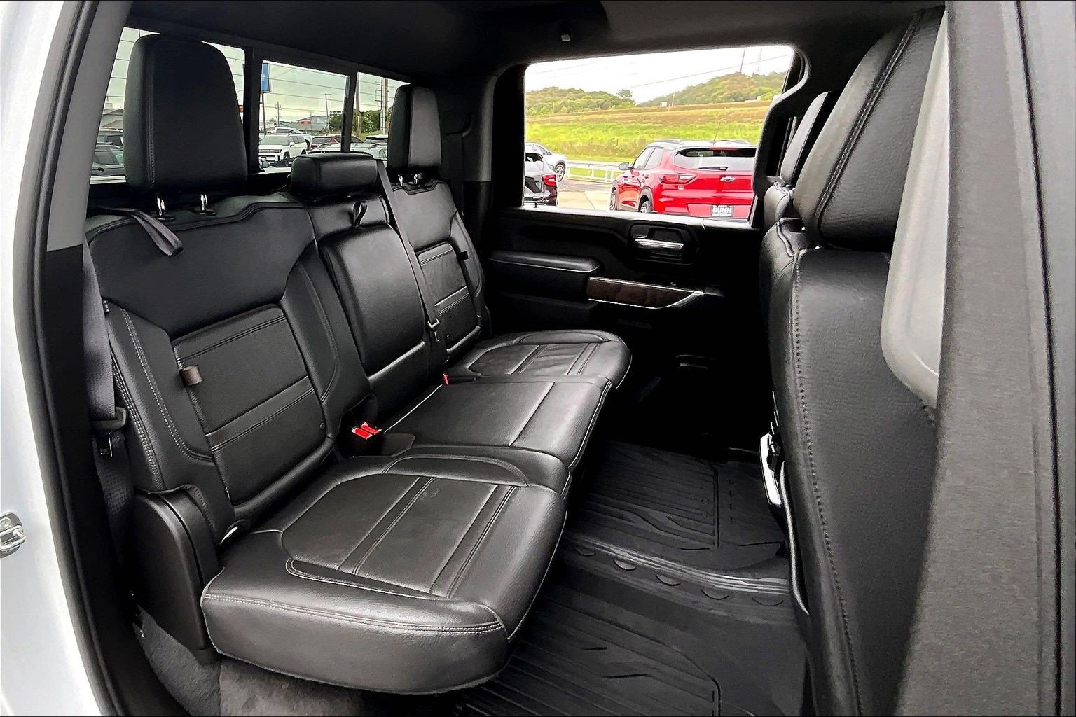 Used 2021 GMC Sierra 3500 Denali w/ Denali Ultimate Package AWD/4WD image 29