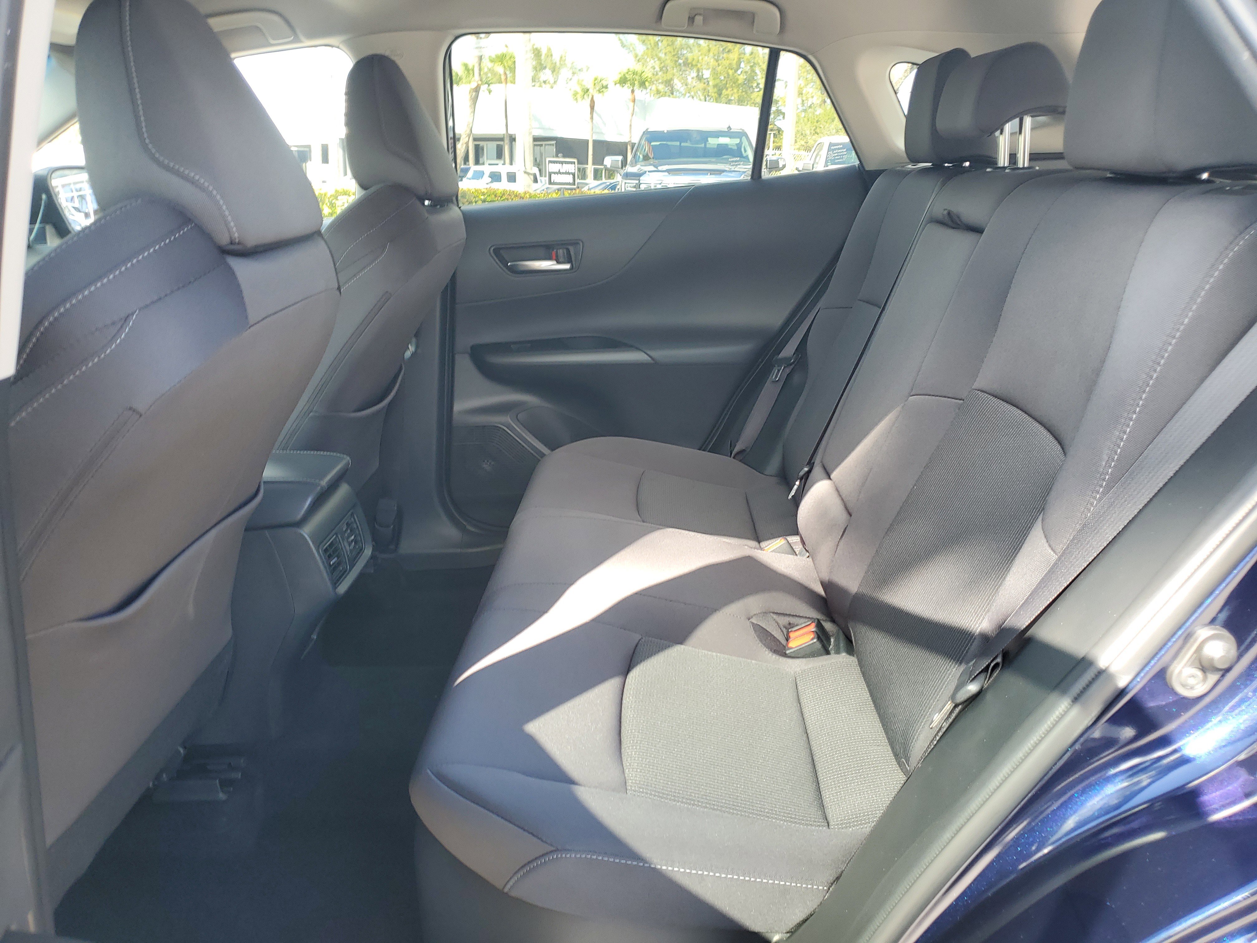 Used 2024 Toyota Venza LE image 13