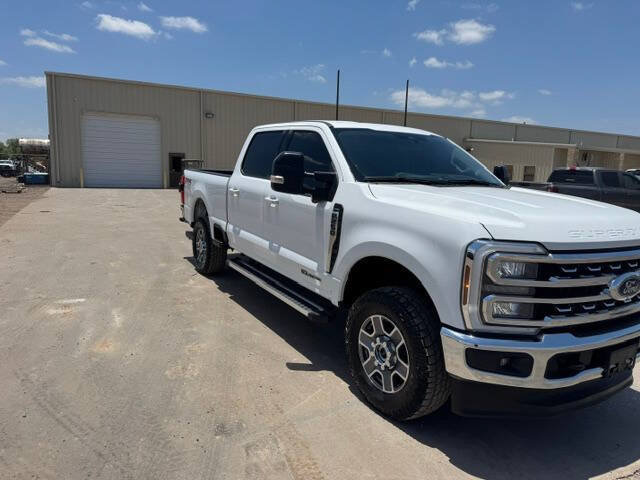 Used 2025 Ford F250 Lariat w/ FX4 Off-Road Package AWD/4WD image 1