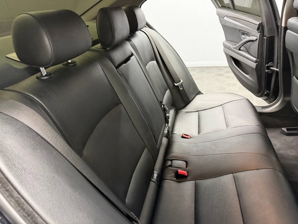 Used 2016 BMW 535i Sedan RWD image 45