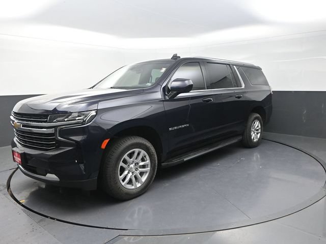 Used 2022 Chevrolet Suburban LT AWD/4WD image 3