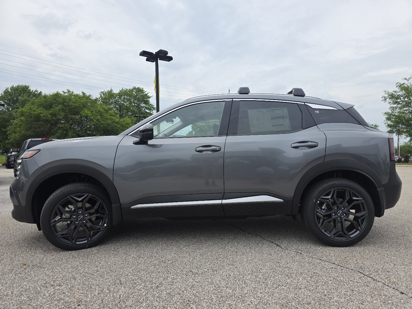 New 2026 Nissan Kicks SR AWD/4WD image 15