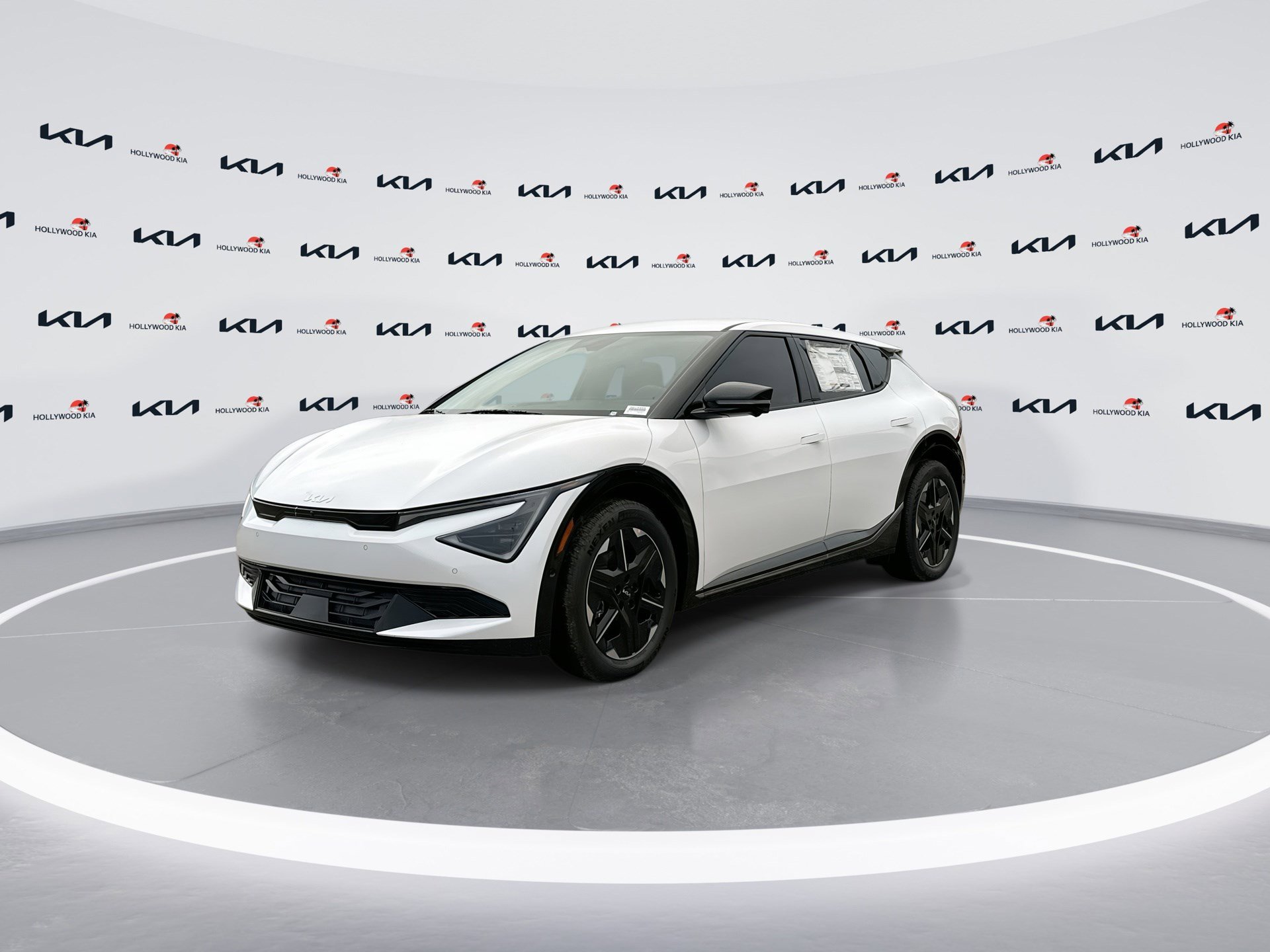 New 2025 Kia EV6 Wind image 4