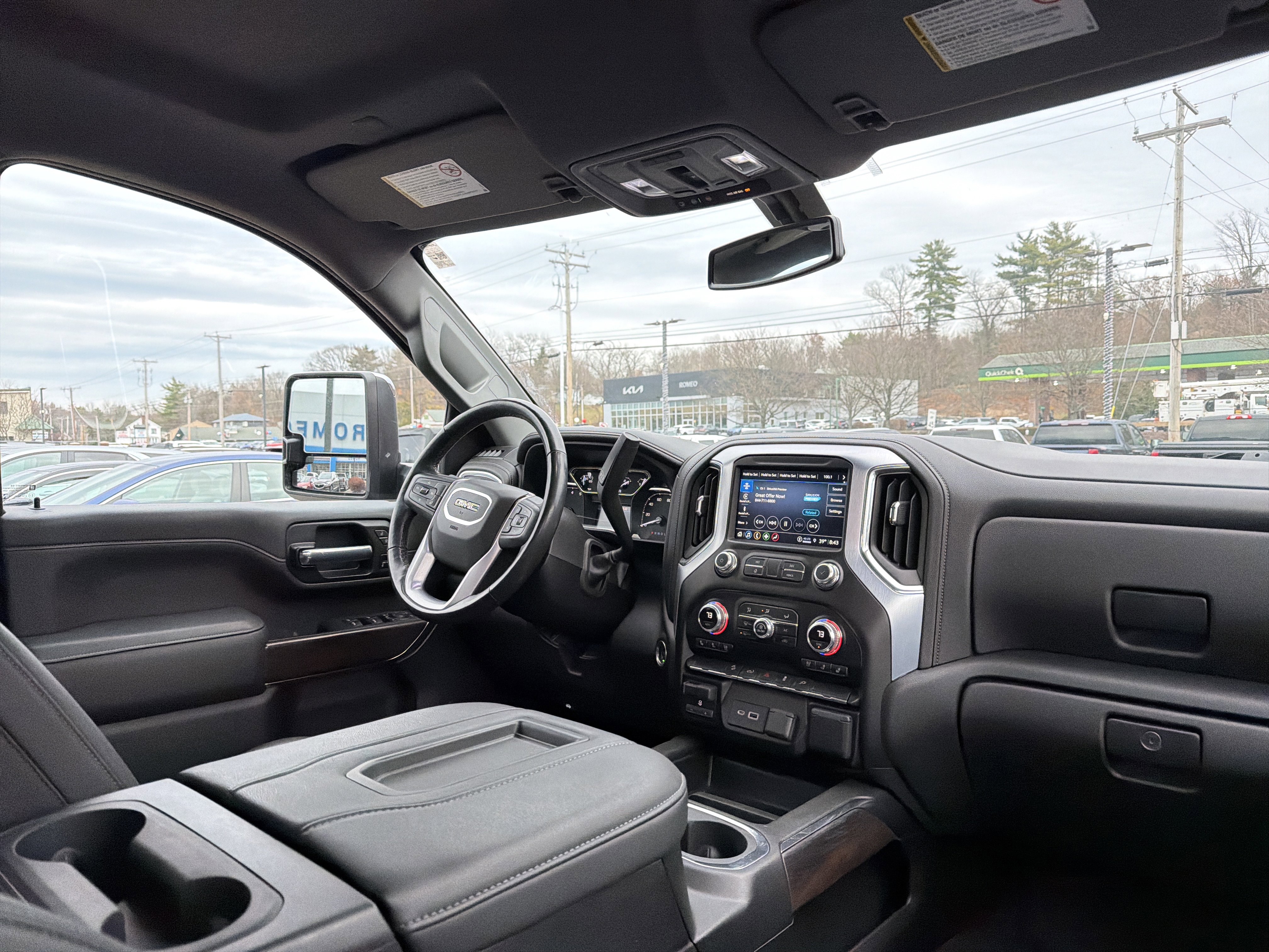 Certified 2022 GMC Sierra 2500 SLT w/ SLT Convenience Package image 16