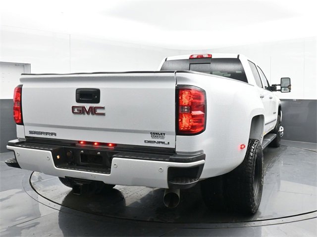 Used 2018 GMC Sierra 3500 Denali w/ Duramax Plus Package image 11
