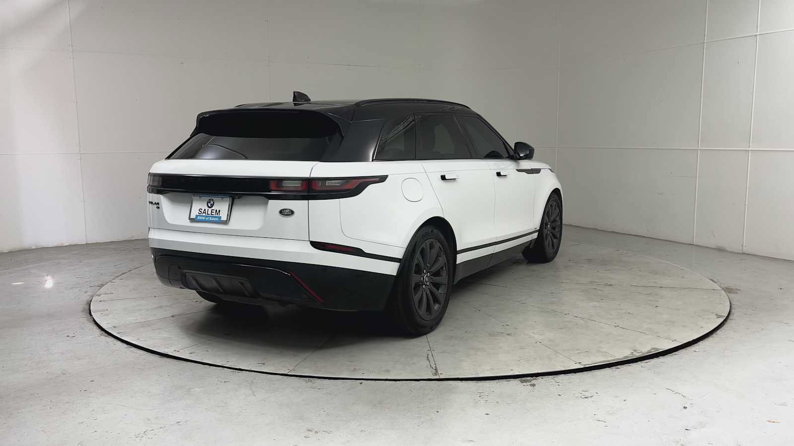 Used 2021 Land Rover Range Rover Velar R-Dynamic S AWD/4WD image 2