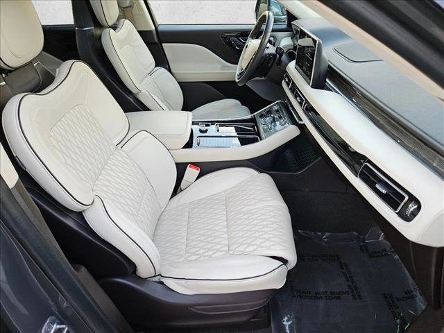 Used 2021 Lincoln Aviator Black Label Grand Touring w/ Class IV Trailer Tow Package image 23