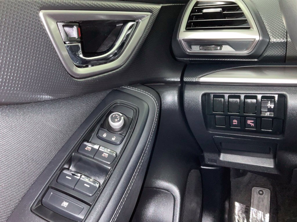 Used 2019 Subaru Forester Premium AWD/4WD image 21