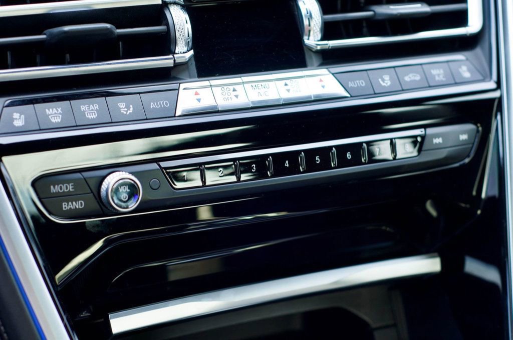 Used 2019 BMW M850i xDrive MSRP$115105/Heated&CooledSeats w/ Comfort Seating Package image 22