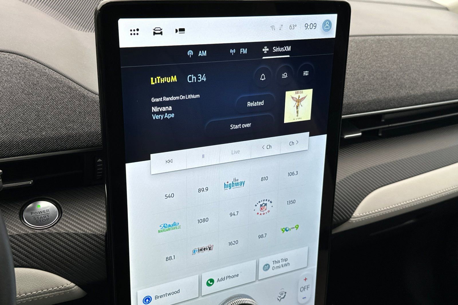 Used 2022 Ford Mustang Mach-E Premium image 16