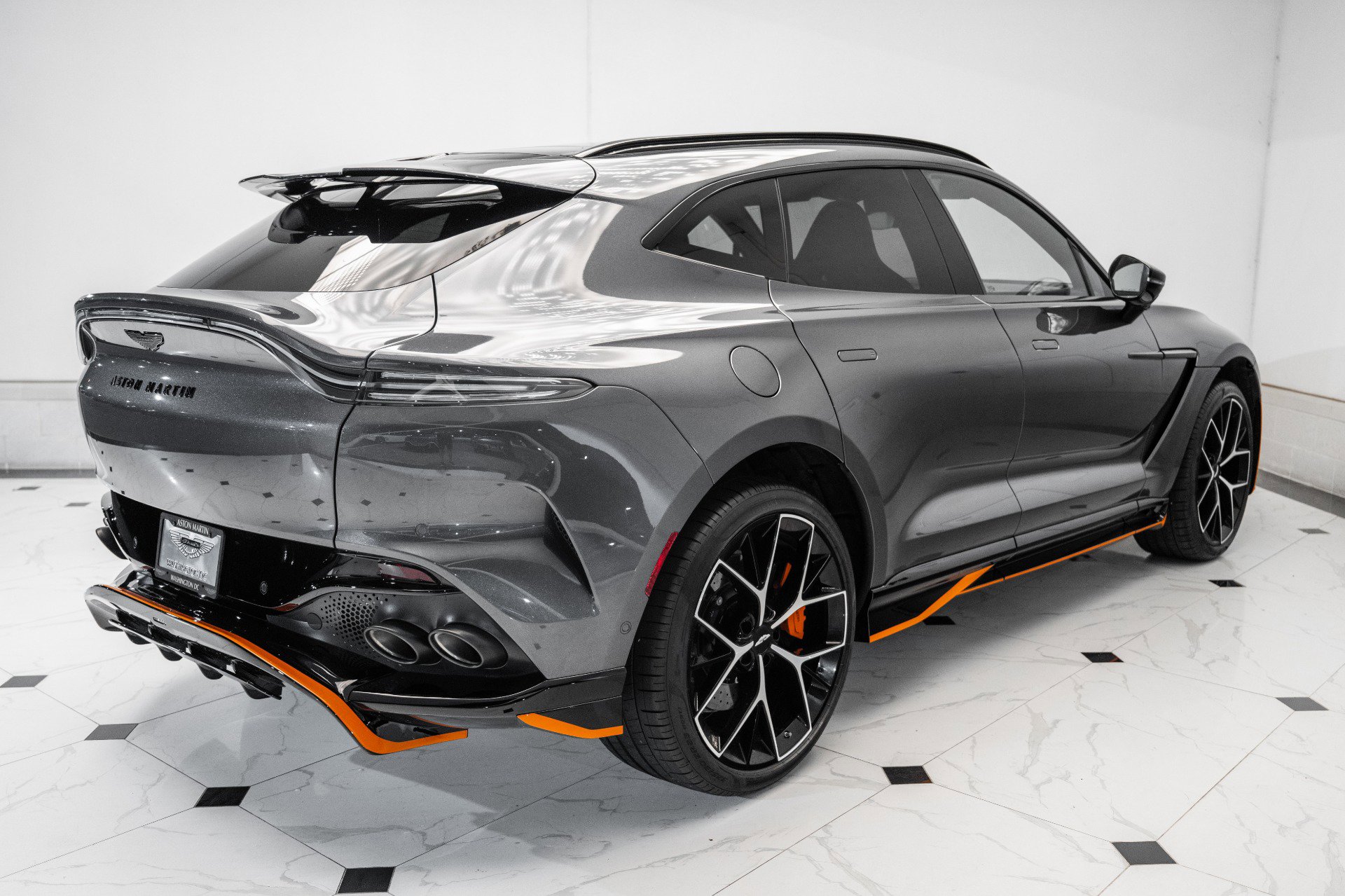 Used 2025 Aston Martin DBX 707 image 52