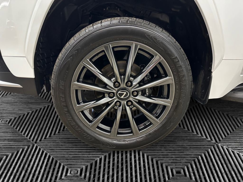 Used 2024 Lexus LX 600 F Sport AWD/4WD image 15