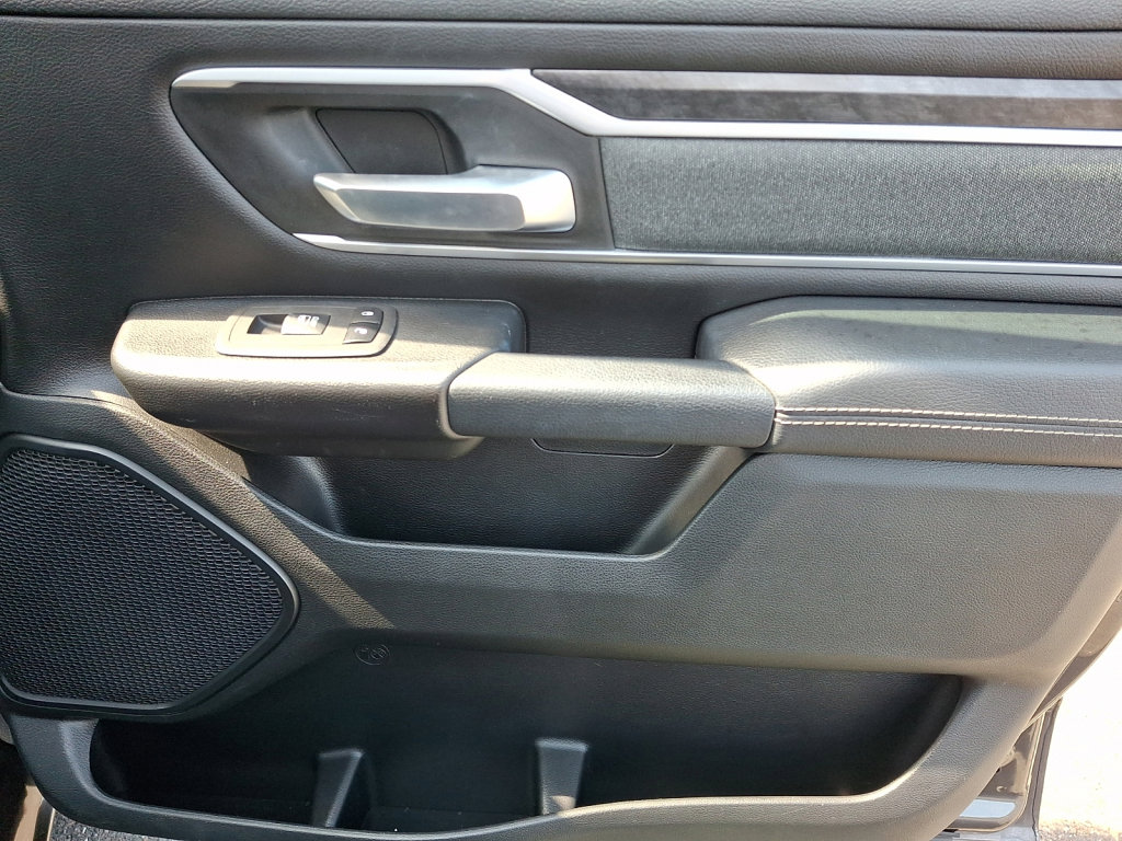 Used 2022 RAM 1500 Big Horn w/ Night Edition image 10