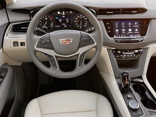 New 2026 Cadillac XT5 Premium Luxury w/ Driver Assist Package FWD image 11