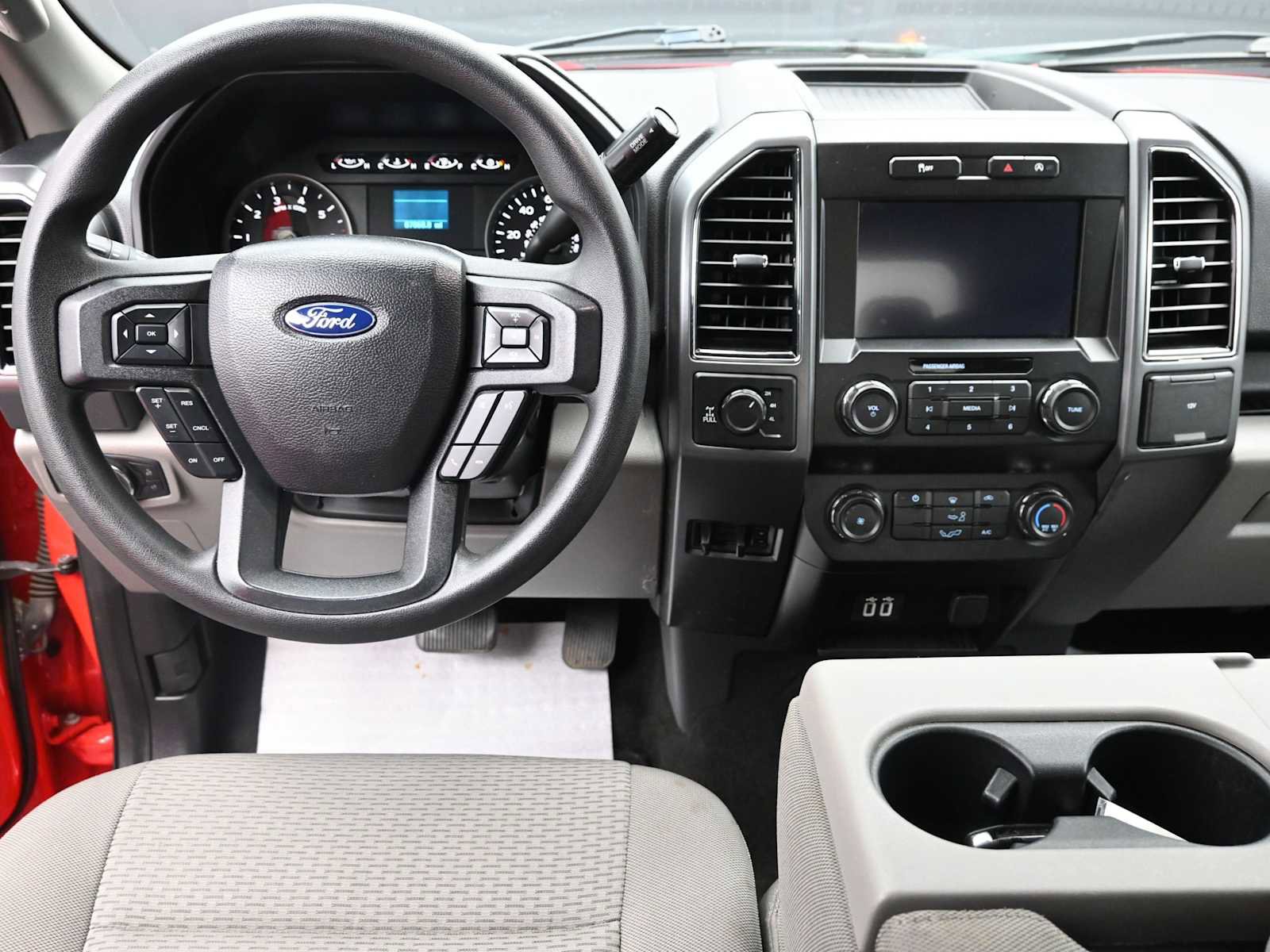 Used 2020 Ford F150 XLT image 12