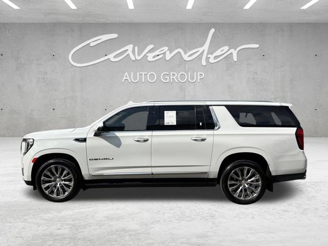 Used 2021 GMC Yukon XL Denali w/ Denali Premium Package RWD image 16