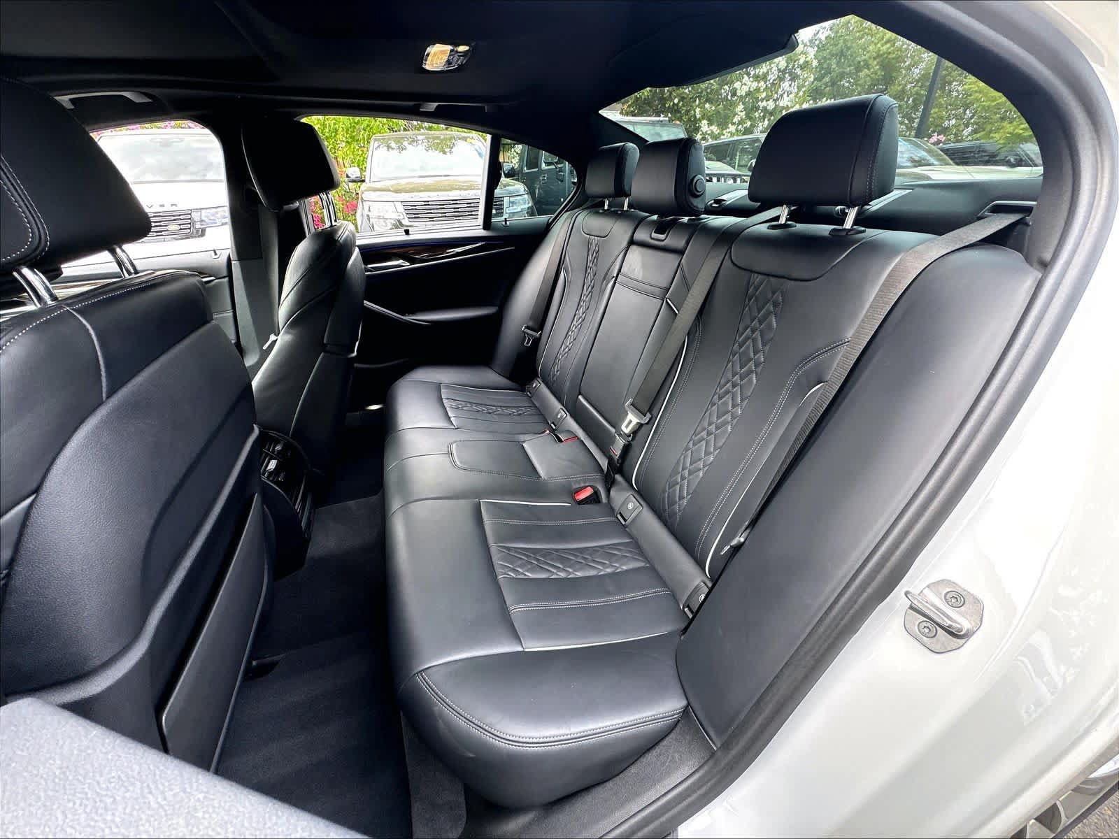 Used 2021 BMW 540i RWD image 29