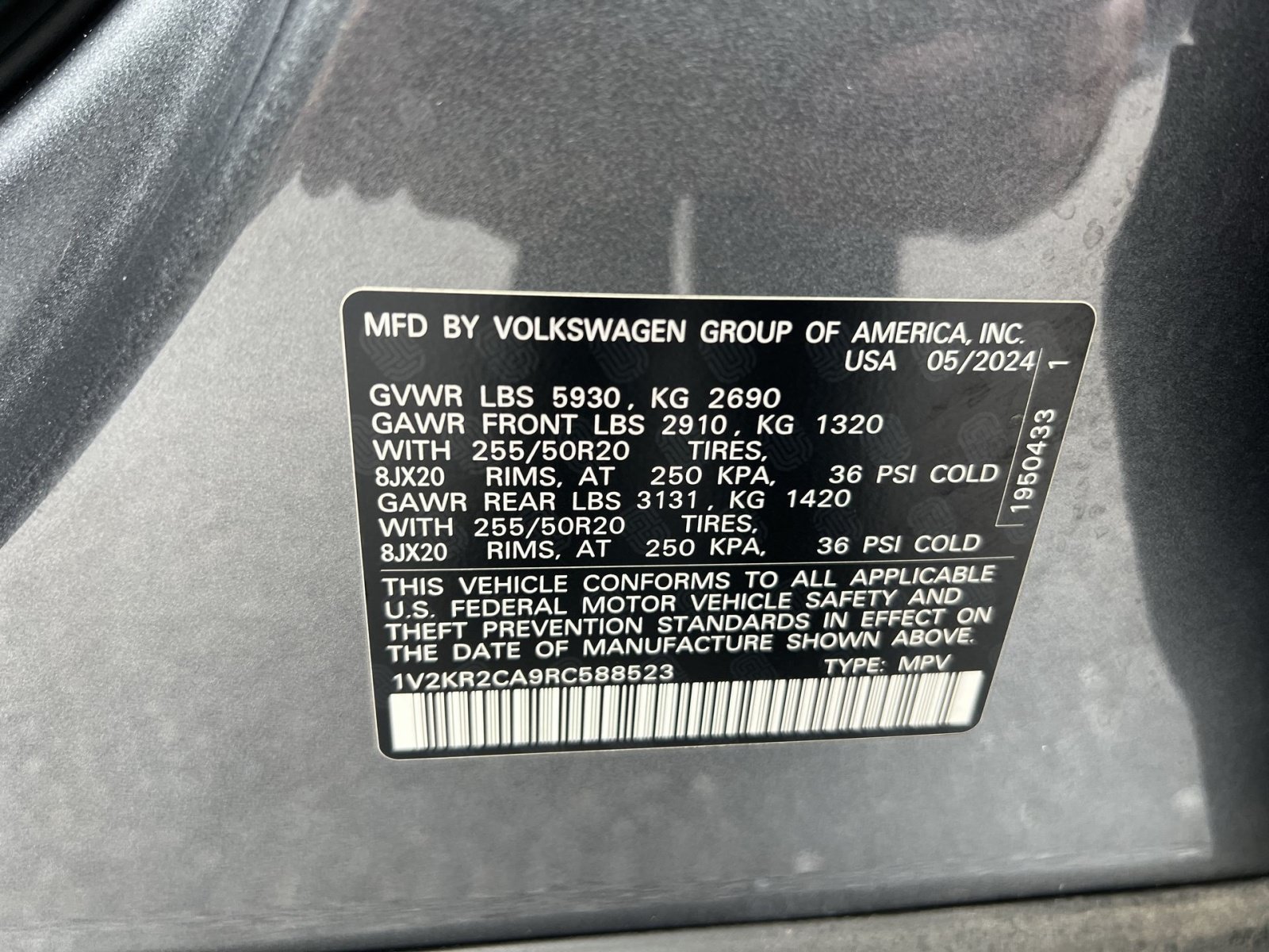 Used 2024 Volkswagen Atlas SE w/ Panoramic Sunroof Package AWD/4WD image 29