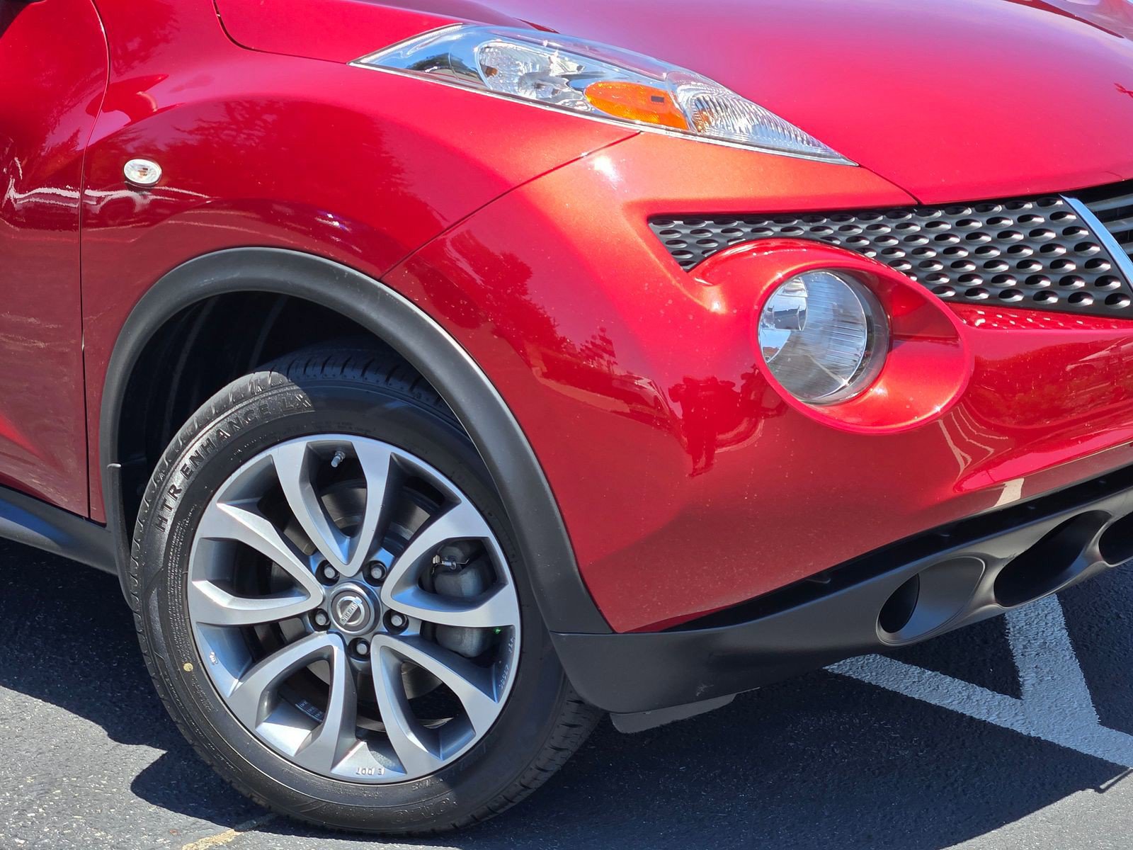 Used 2013 Nissan Juke SV w/ Sport Pkg AWD/4WD image 9
