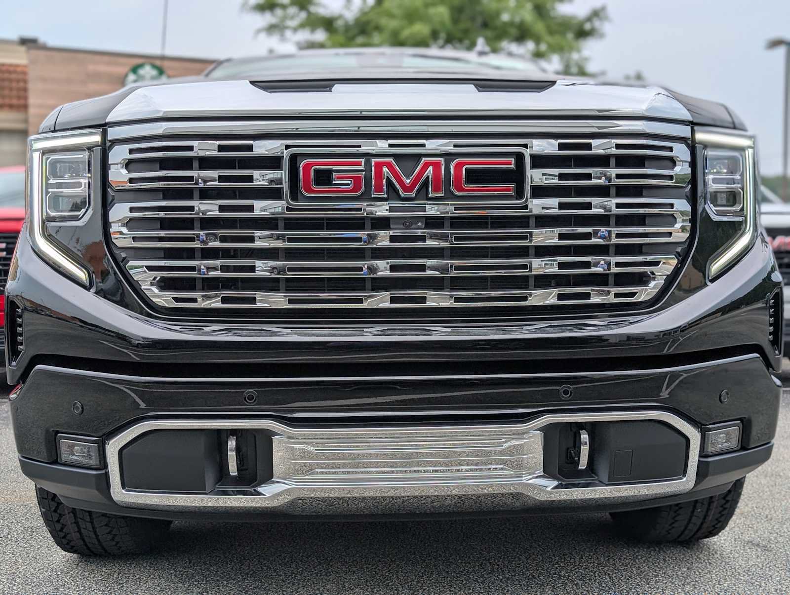 New 2026 GMC Sierra 1500 Denali w/ Technology Package AWD/4WD image 2