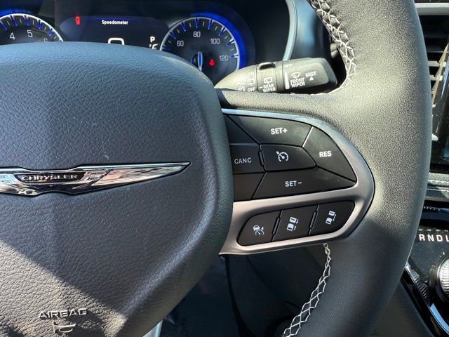 New 2026 Chrysler Pacifica Select image 19