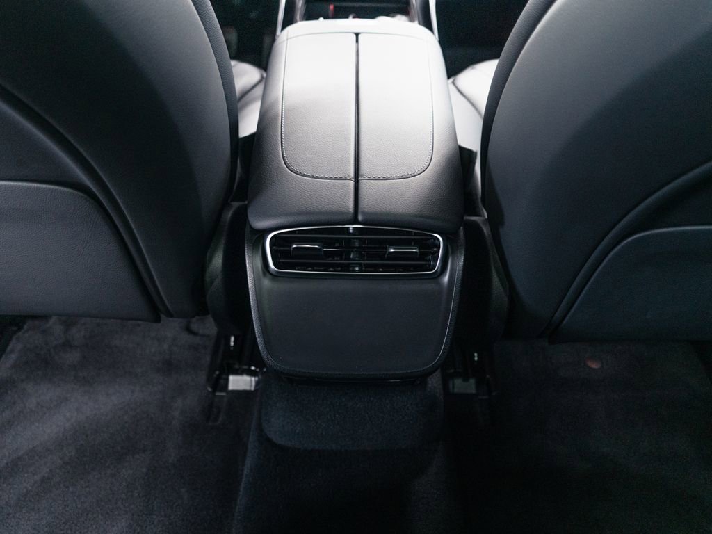 Certified 2024 Mercedes-Benz EQE 350+ 4MATIC Sedan w/ AMG Line Exterior Package image 29