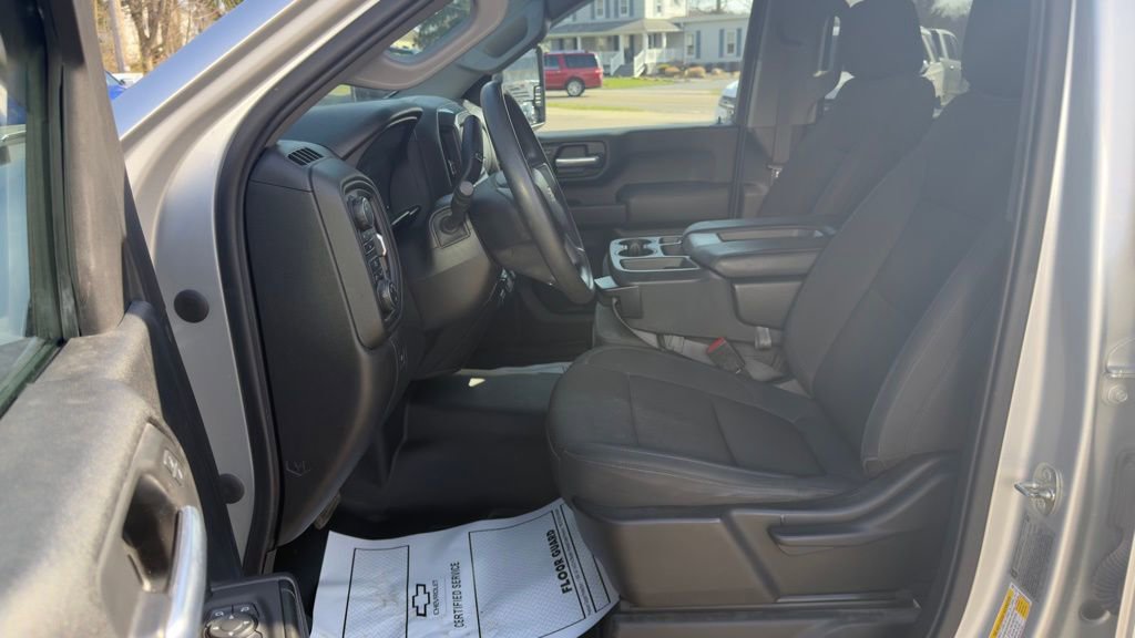 Used 2021 Chevrolet Silverado 2500 Custom w/ Custom Convenience Package image 7