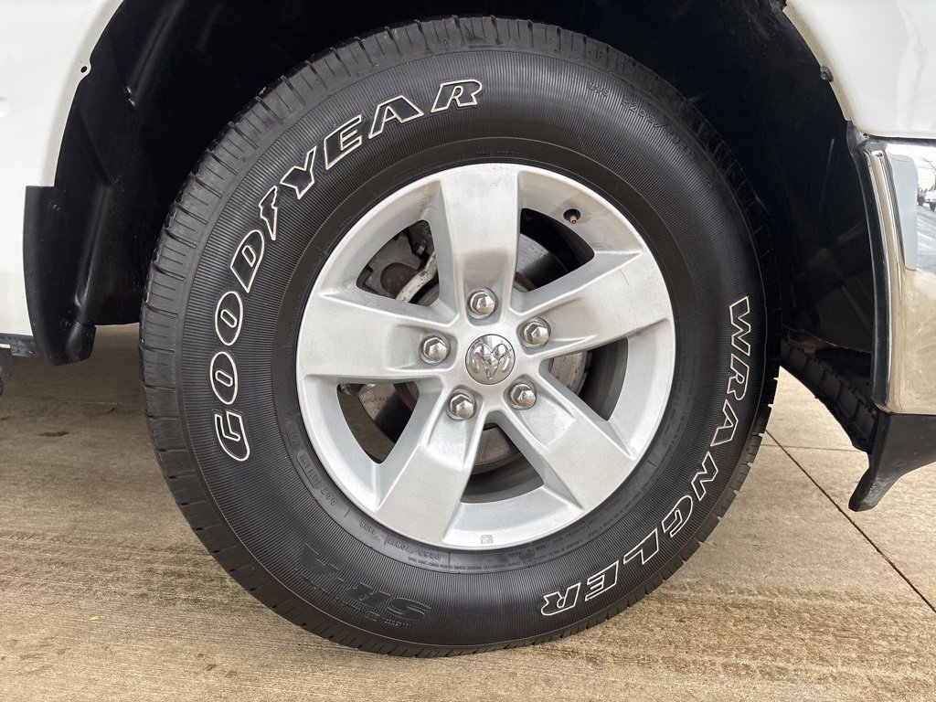 Used 2022 RAM 1500 Classic SLT w/ Electronics Convenience Group image 35