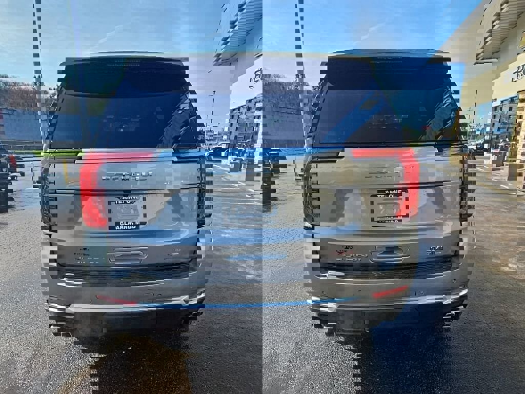 New 2026 GMC Yukon Denali w/ LPO, Floor Liner Package image 3