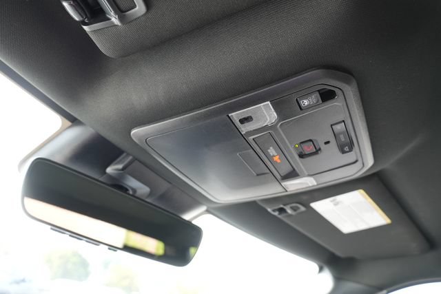 Used 2025 Toyota Tundra Limited AWD/4WD image 41