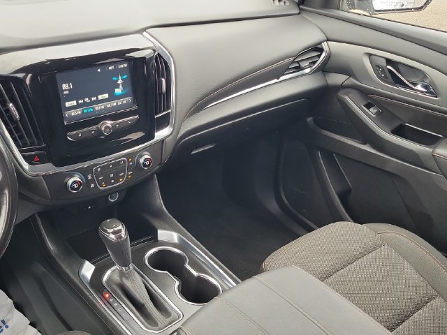 Used 2019 Chevrolet Traverse LT FWD image 29