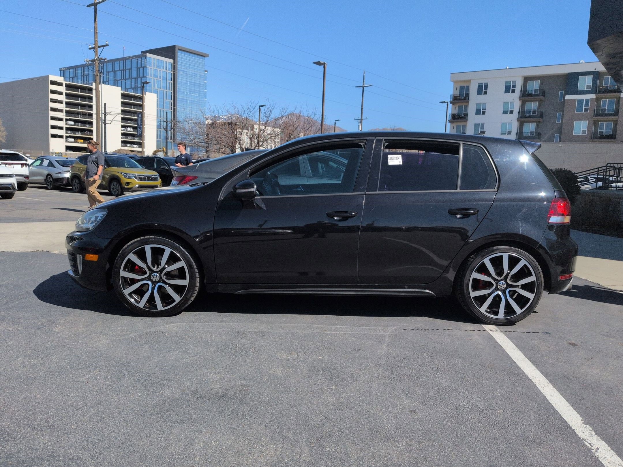 Used 2014 Volkswagen GTI Wolfsburg Edition image 9