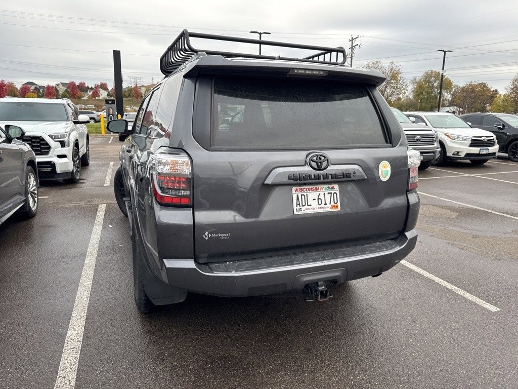 Used 2022 Toyota 4Runner SR5 Premium image 14