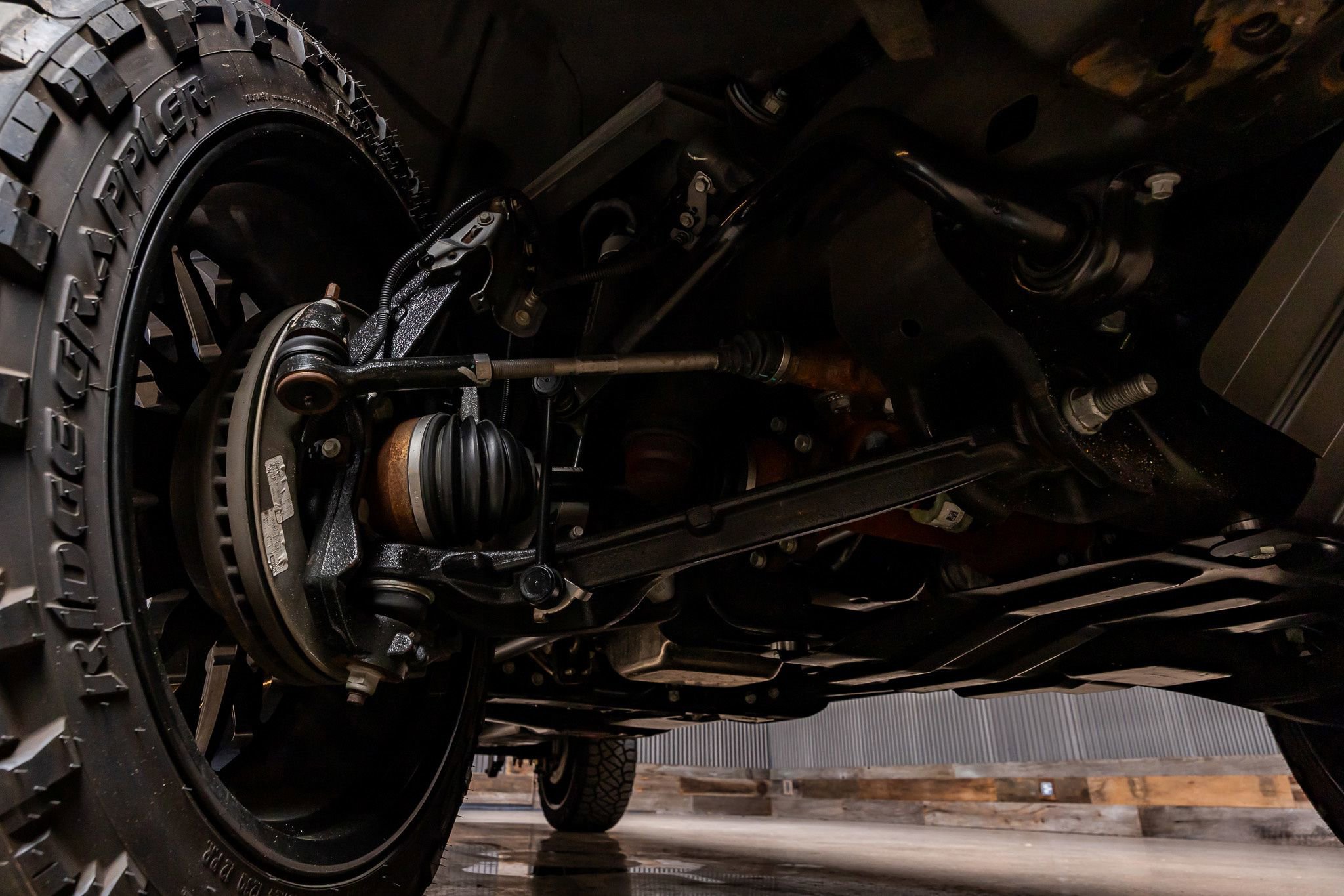 Used 2025 GMC Sierra 2500 AT4 w/ AT4 Premium Plus Package image 13