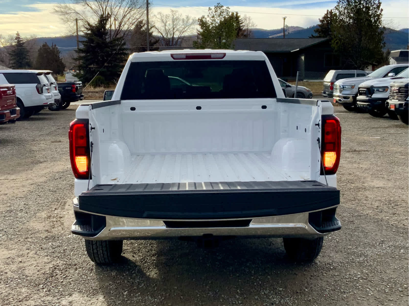 New 2026 GMC Sierra 1500 Pro w/ Pro Value Package AWD/4WD image 17