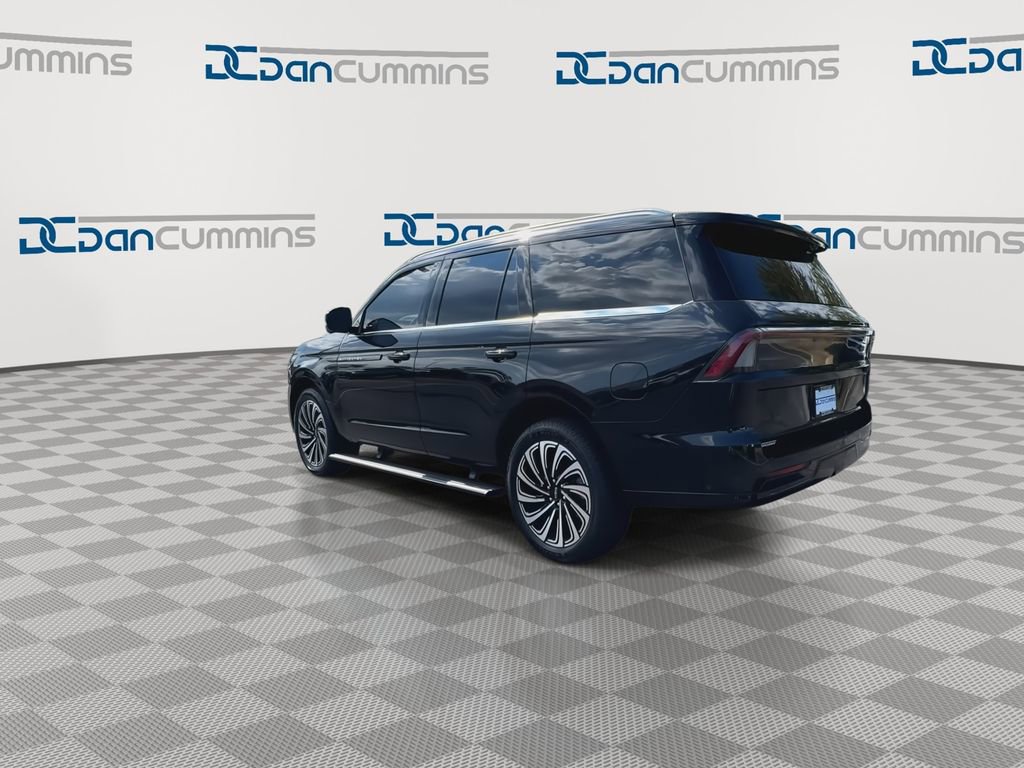 Used 2025 Lincoln Navigator Black Label AWD/4WD image 6