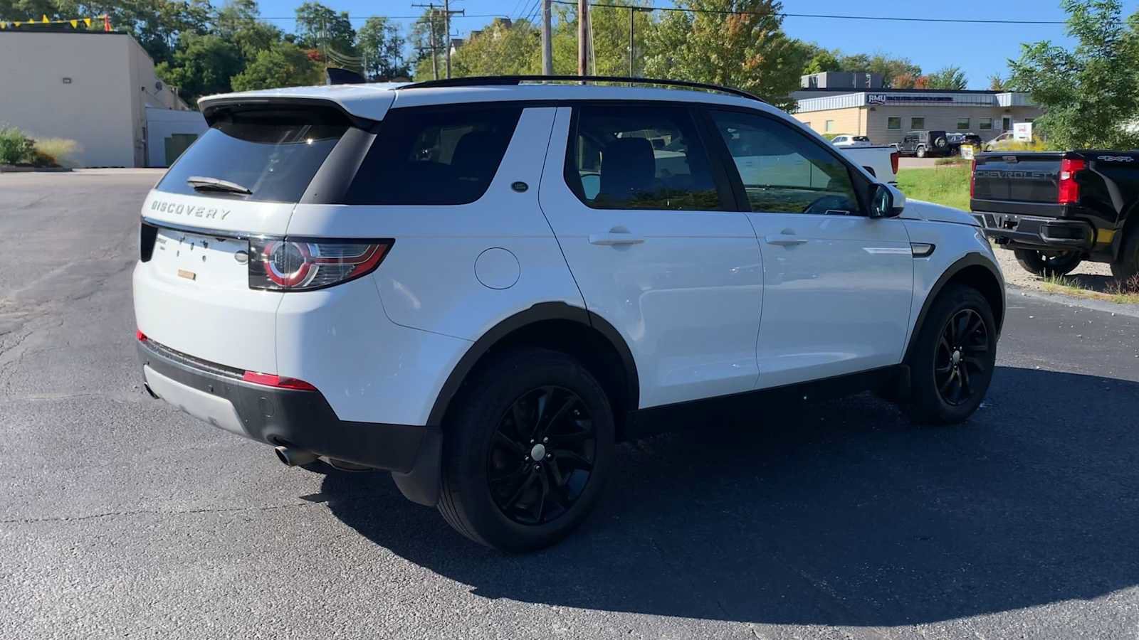 Used 2017 Land Rover Discovery Sport HSE AWD/4WD image 8