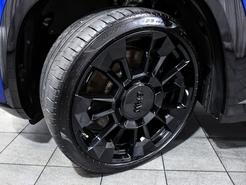 Used 2023 BMW XM AWD/4WD image 7