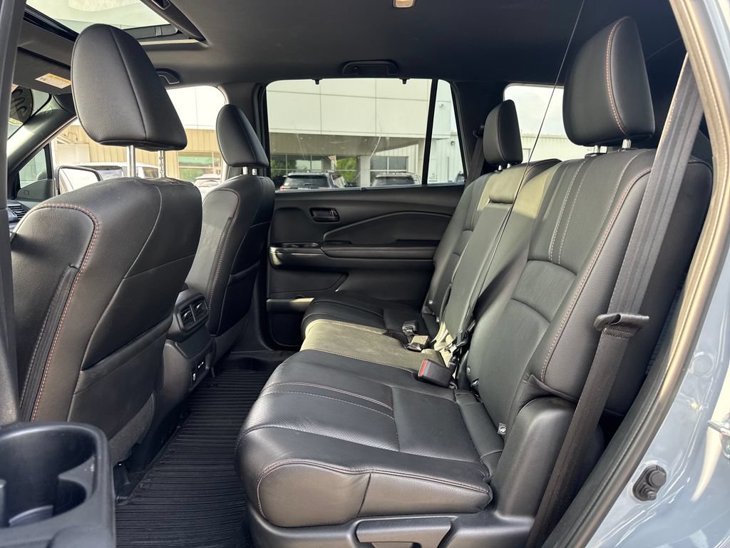 Used 2024 Honda Passport TrailSport image 15