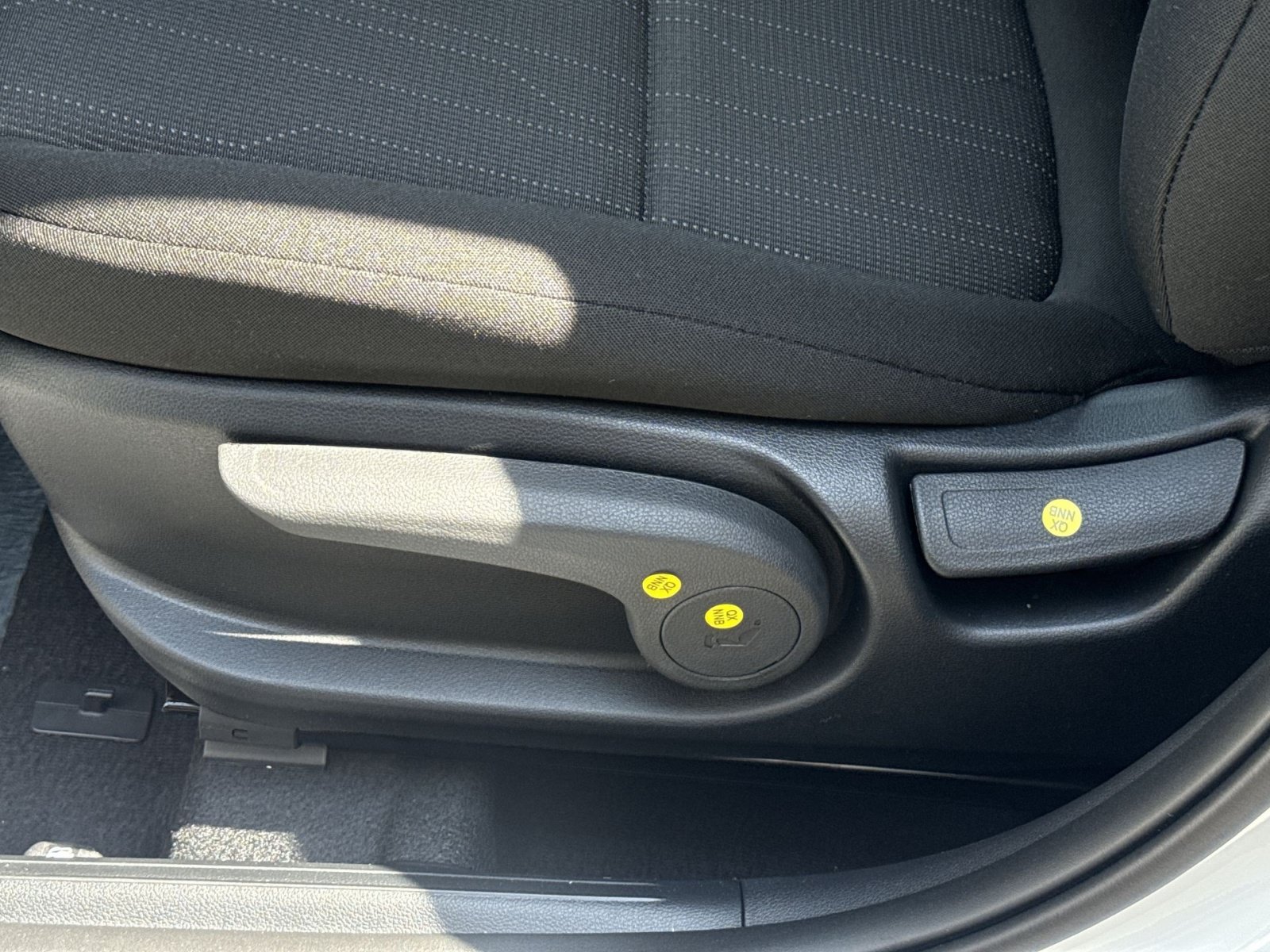 New 2026 Hyundai Venue SE FWD image 14