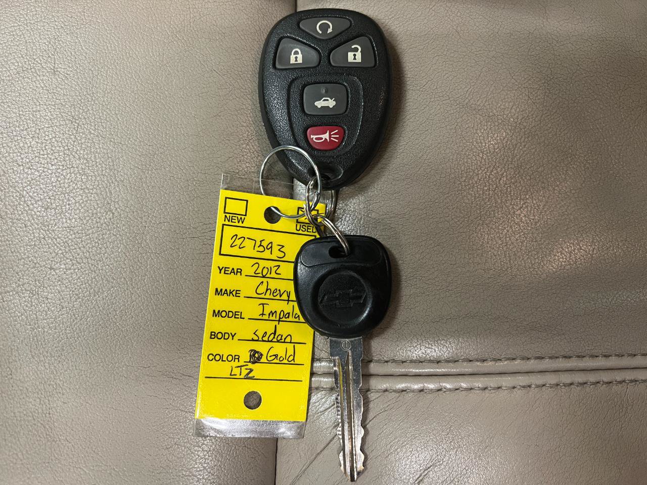 Used 2012 Chevrolet Impala LTZ FWD image 46