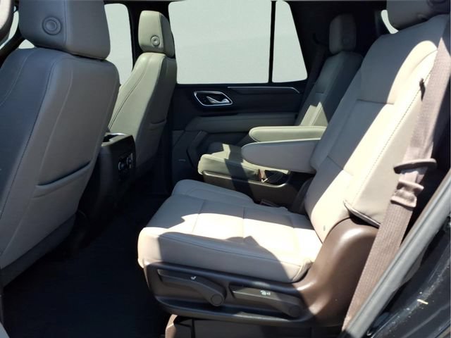 Used 2023 Chevrolet Tahoe Z71 w/ Luxury Package AWD/4WD image 22