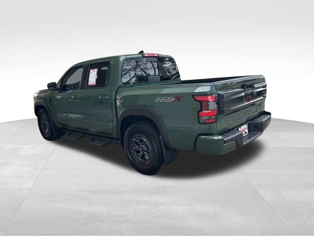 Used 2025 Nissan Frontier Pro-X RWD image 4