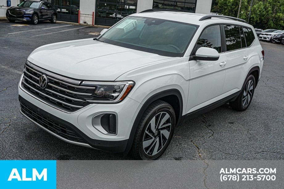 Used 2025 Volkswagen Atlas SE FWD image 14