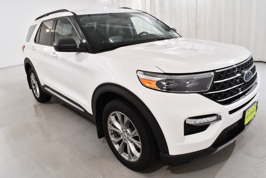 Used 2022 Ford Explorer XLT w/ Equipment Group 202A AWD/4WD image 5