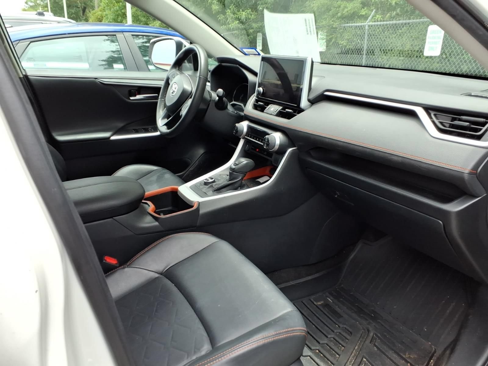 Used 2023 Toyota RAV4 Adventure AWD/4WD image 11