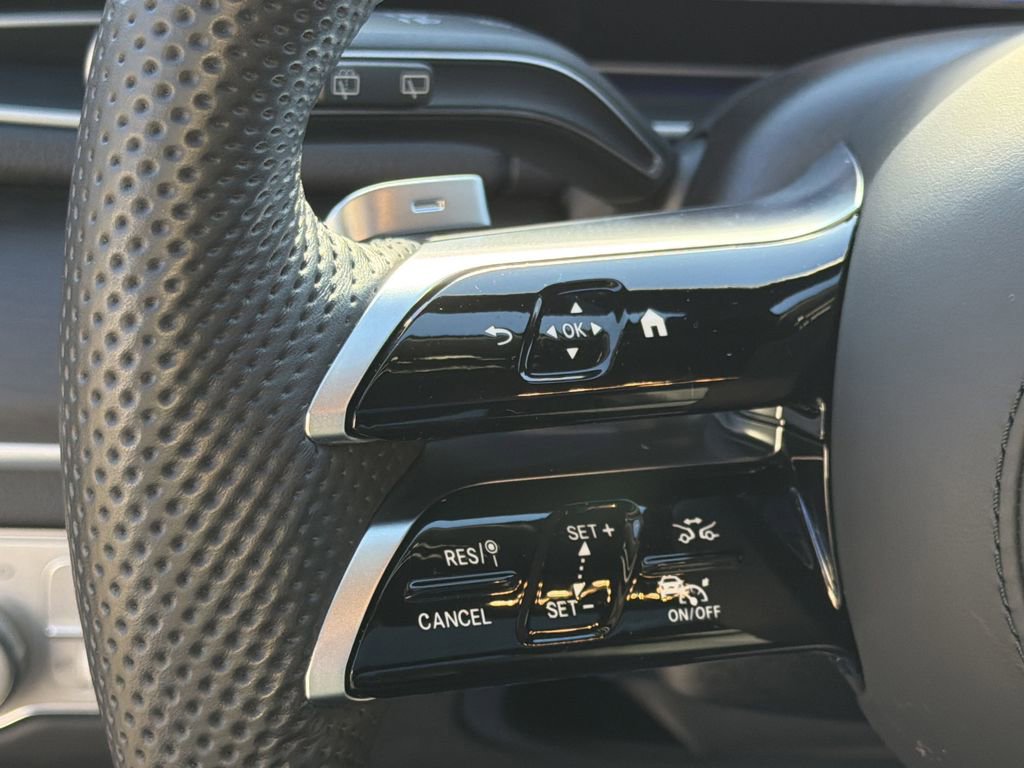 Certified 2024 Mercedes-Benz GLS 450 4MATIC image 28