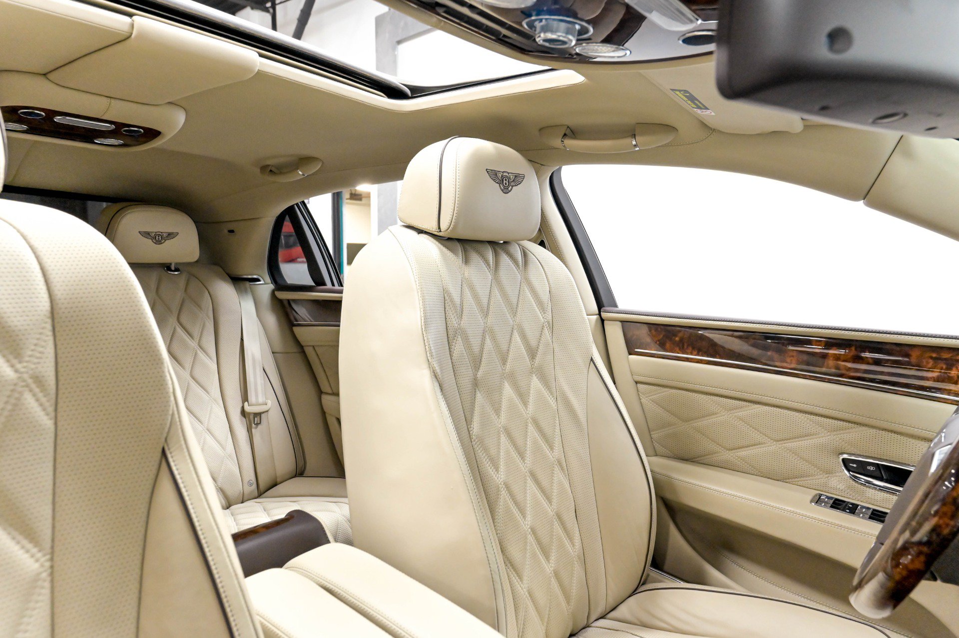 Used 2015 Bentley Flying Spur W12 AWD/4WD image 29