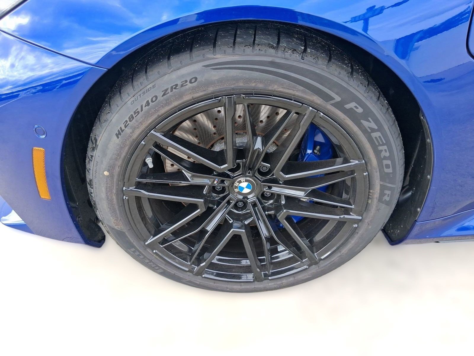 New 2026 BMW M5 w/ Executive Package AWD/4WD image 11