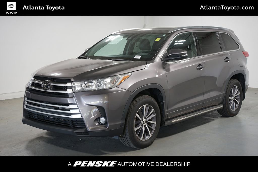 Used 2017 Toyota Highlander XLE image 1